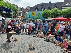 Floris Sant Goochelaar uit de Middeleeuwse tijd © www.middeleeuws-entertainment.nl
